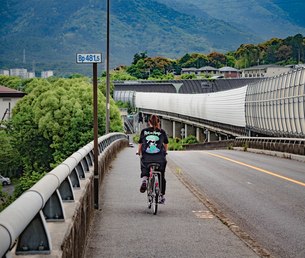 チャリねーちゃん