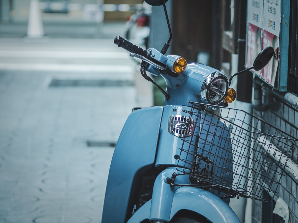 新しいスーパーカブ見てホッとする