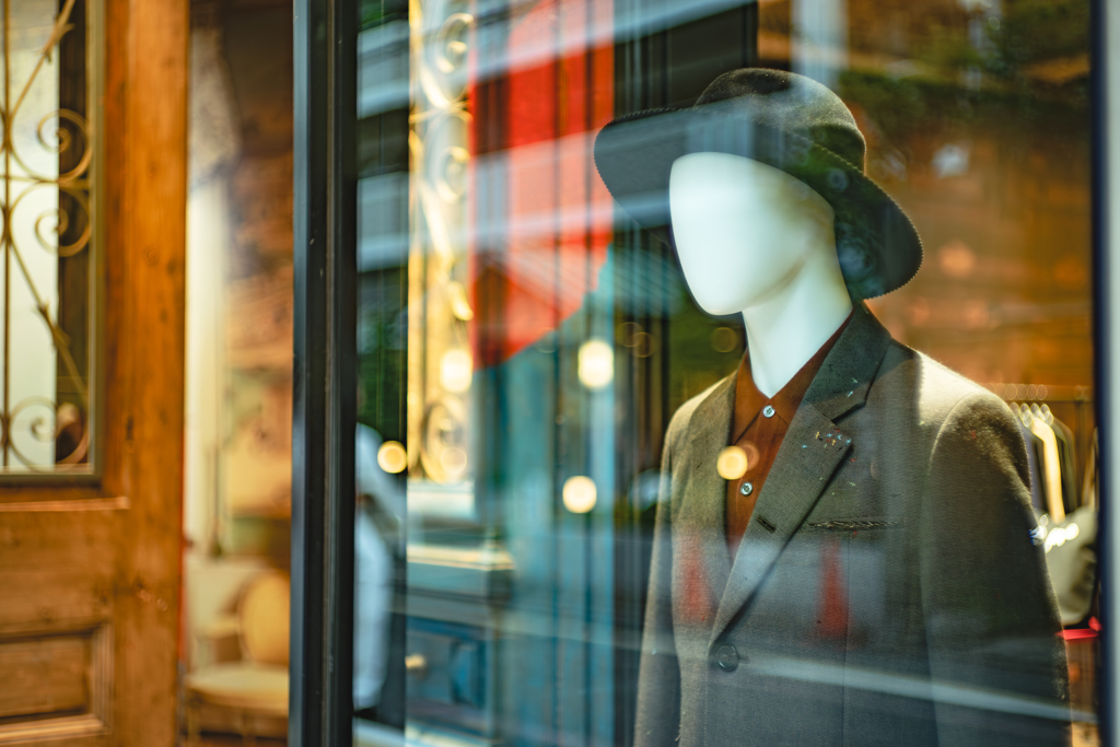 この服屋さんの建物が好き