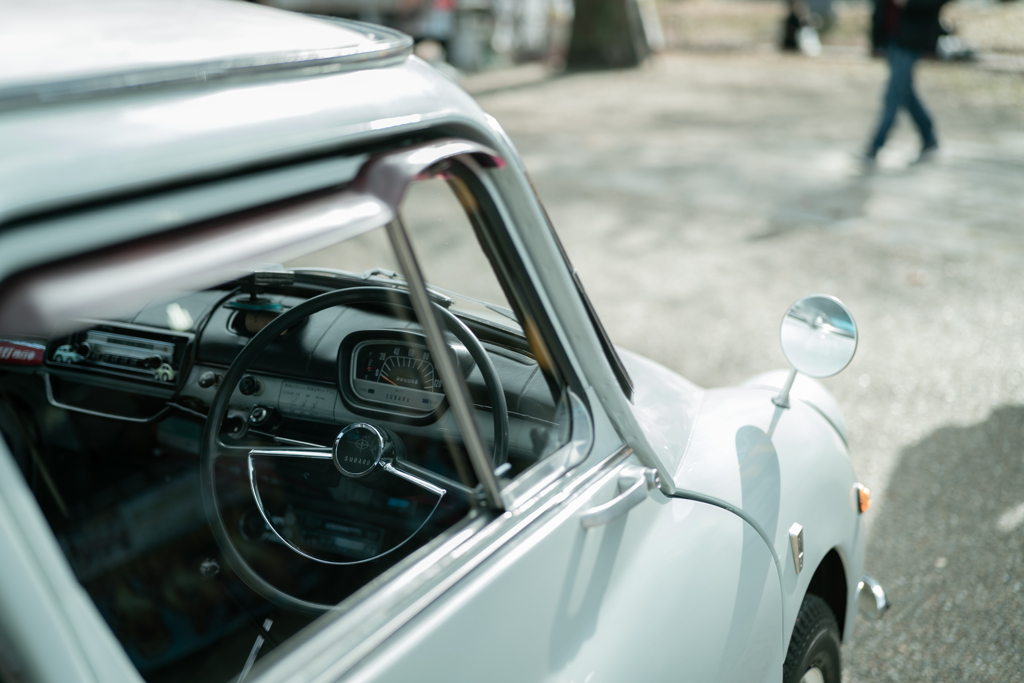 小さくてかわいいスバルのクルマ