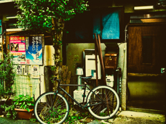 自転車と家