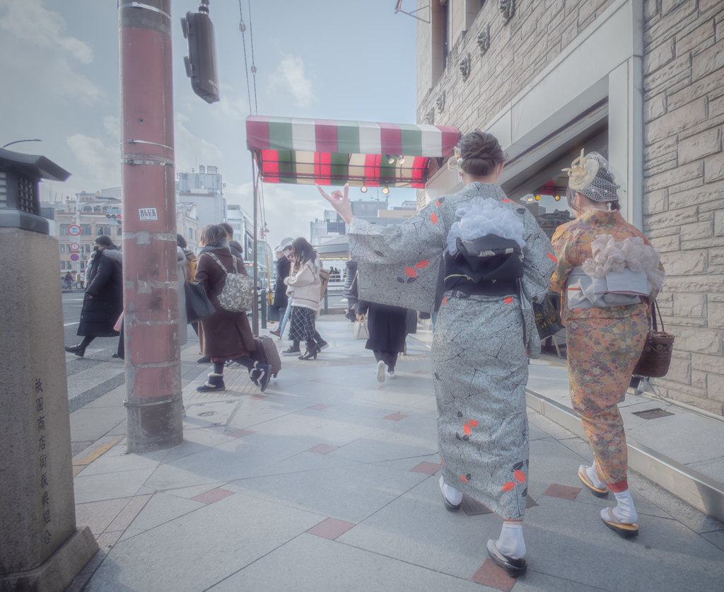 真冬でも着物だけでヘッチャラさ