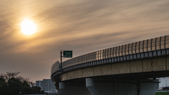 夕方高速道路