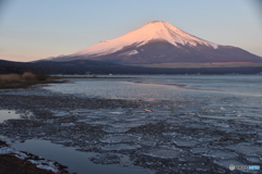 山中湖の朝焼け