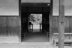 駅の待合室
