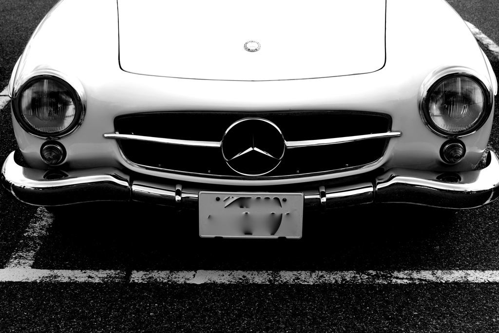 old mercedes monochrome world