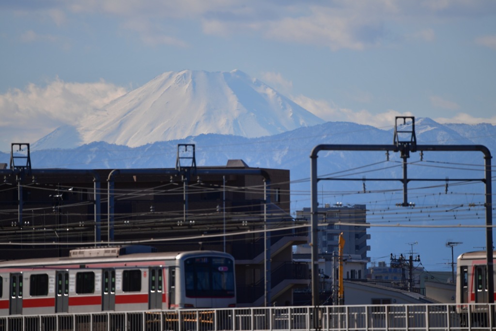 東横線と富士山 by minoruji （ID：6363539） - 写真共有サイト:PHOTOHITO