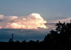 巨大雷雲