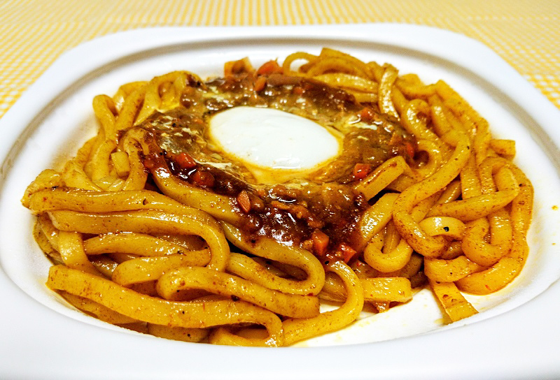 セブン　辛口カレー焼きうどん