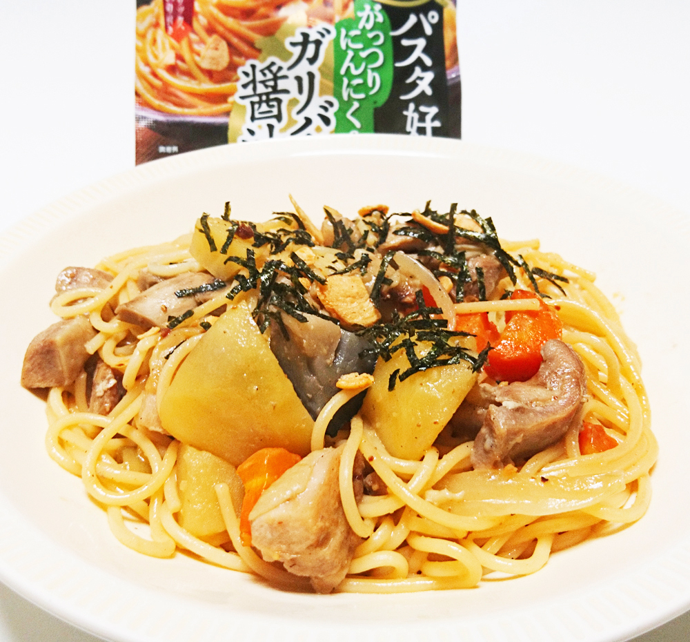 和パスタ　ガリバタ醤油