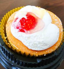 ボンパティスリー　ふんわり苺ショート