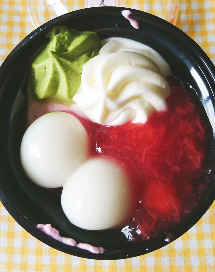 セブン　苺みるく和ぱふぇ