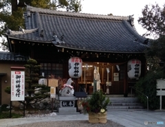 伊奴(いぬ)神社にて