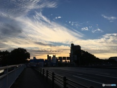 街の朝