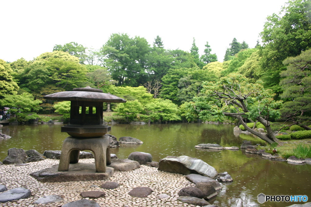 都会の中の静寂