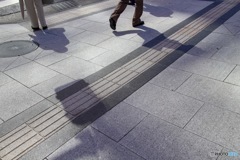 ビル影の反射光