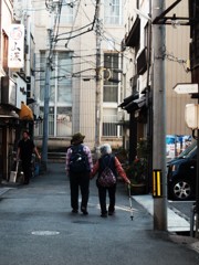 老いては子に甘えて