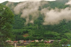 雲が街に下りてくる