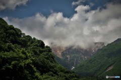 雲と山