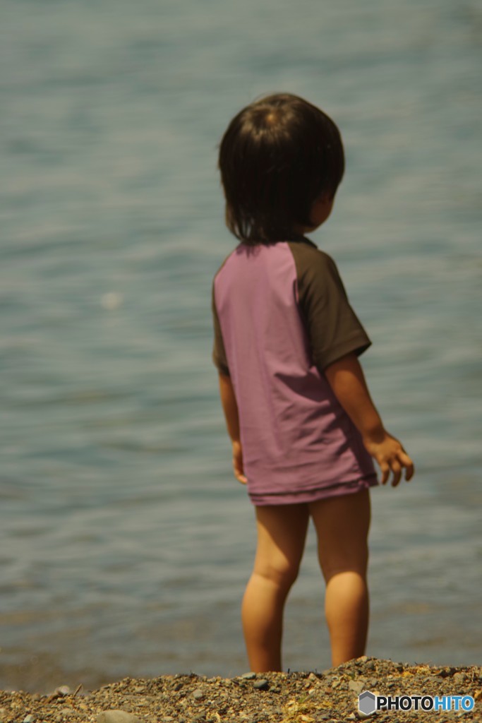 夏　たたずむ