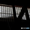ウロコ模様の窓（青海波）