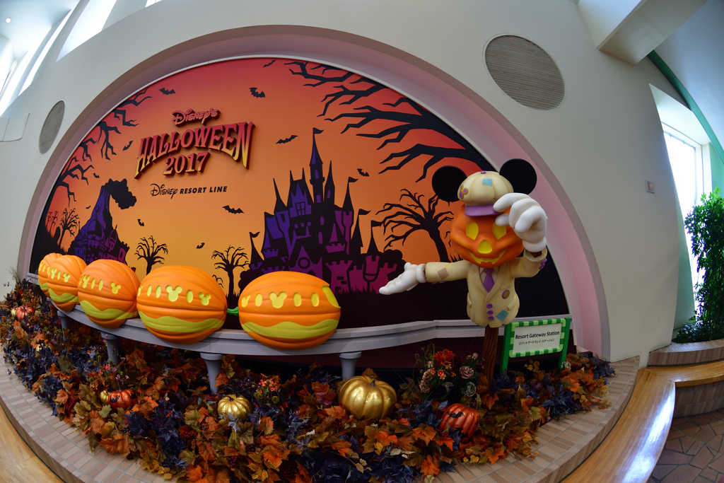 Welcome　…Disney's HALLOWEEN 2017より