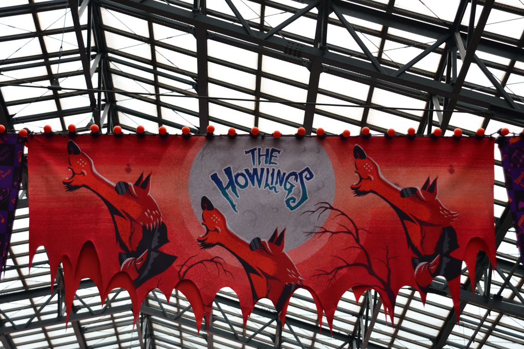 The Howlings …Disney's HALLOWEEN 2017より