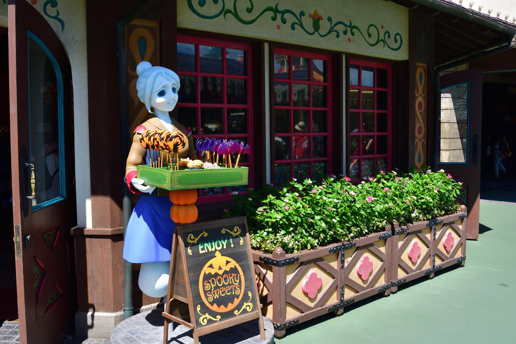 看板オバケ♪ …Disney's･HALLOWEEN･2018