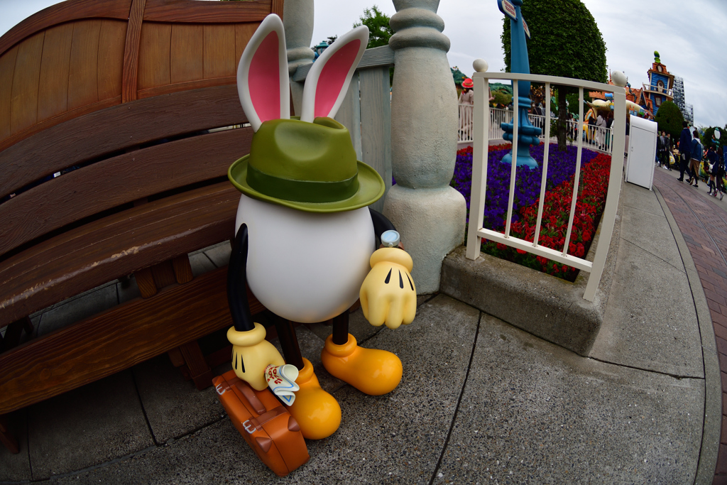少し旅に出ます…　決して追わないでください…