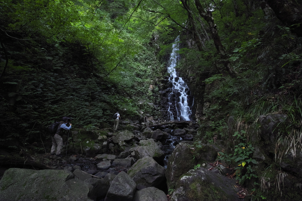 ツーリング滝１　遠景