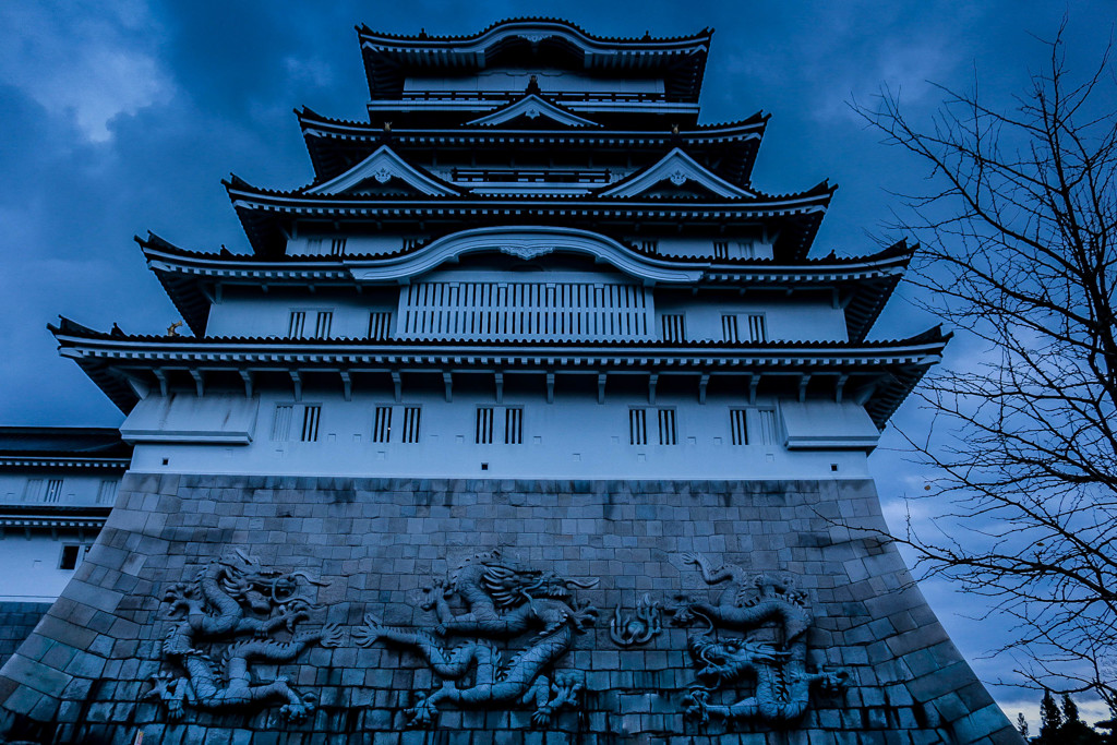敵の本丸