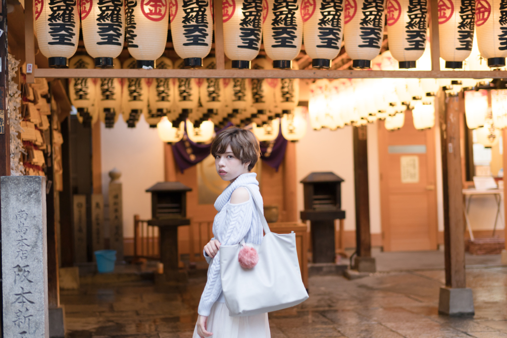 雨の日の法善寺横丁 水掛不動尊 法善寺 By 浜じじい Id 写真共有サイト Photohito