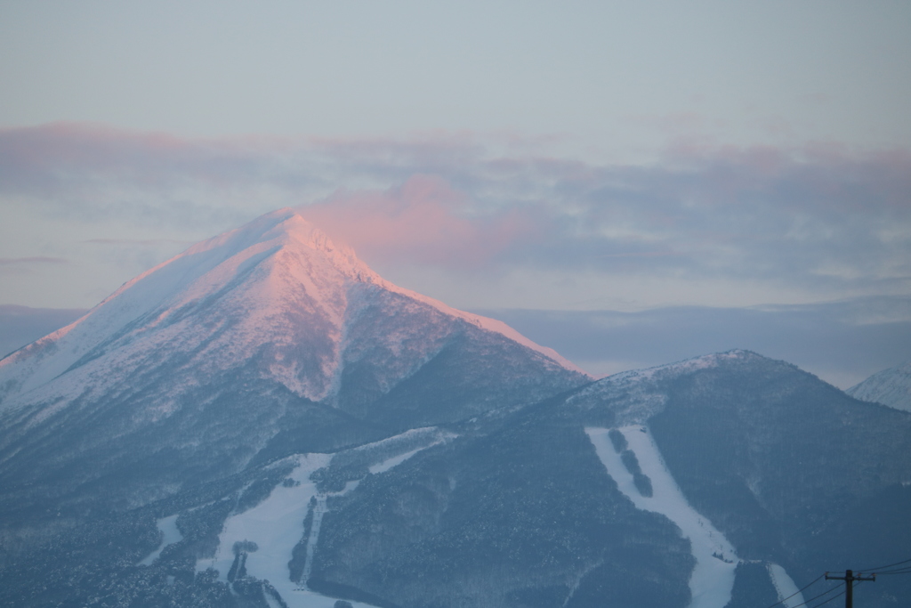 朝焼けの磐梯山