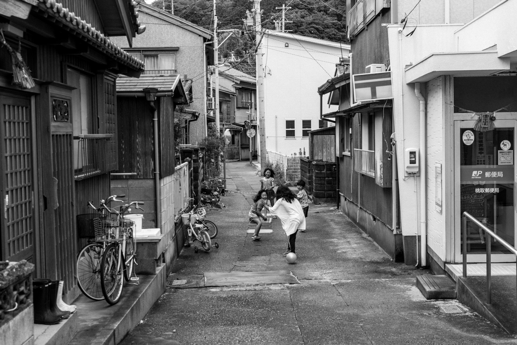 路地が遊び場