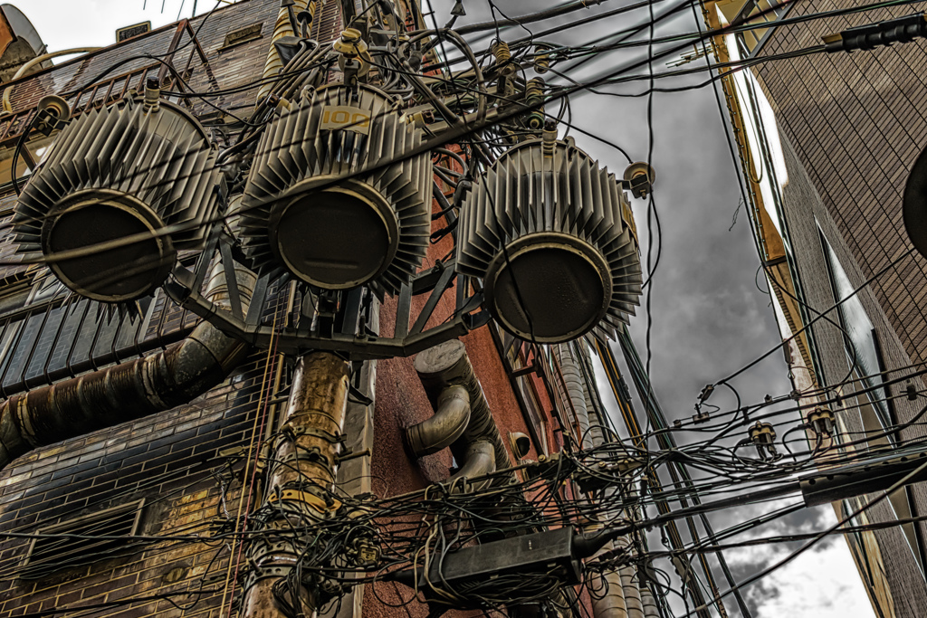 pole transformer