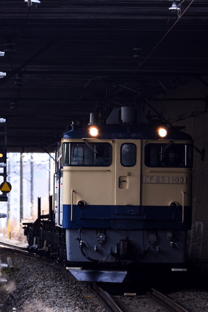 EF65 1103