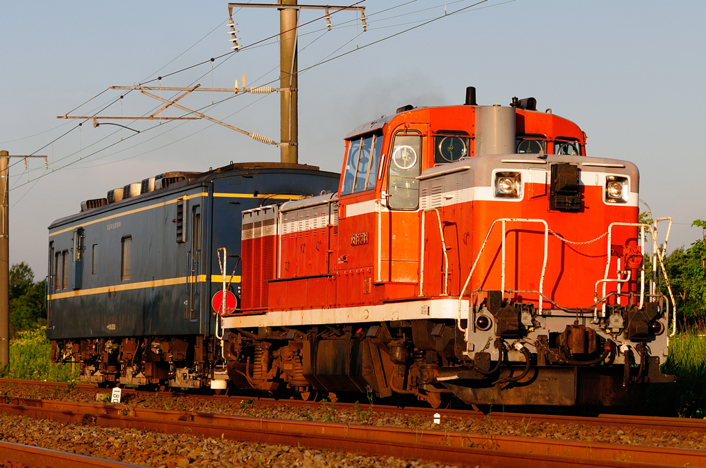 DE15-2515牽引 マヤ34検測車 試9961レ