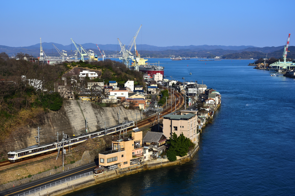 尾道を征く 115系 R-02編成 広島更新色