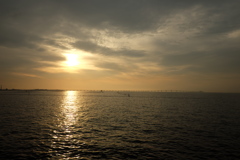 潮と夕暮れと