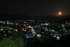 月の出