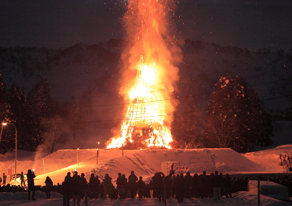 古志の火祭り-1