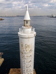 横浜白灯台