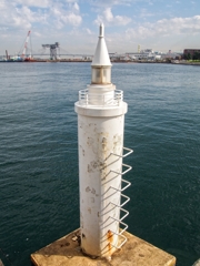 横浜白灯台