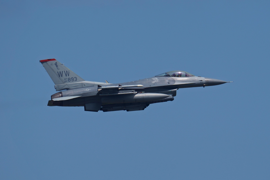 F-16 ファイティング・ファルコン2