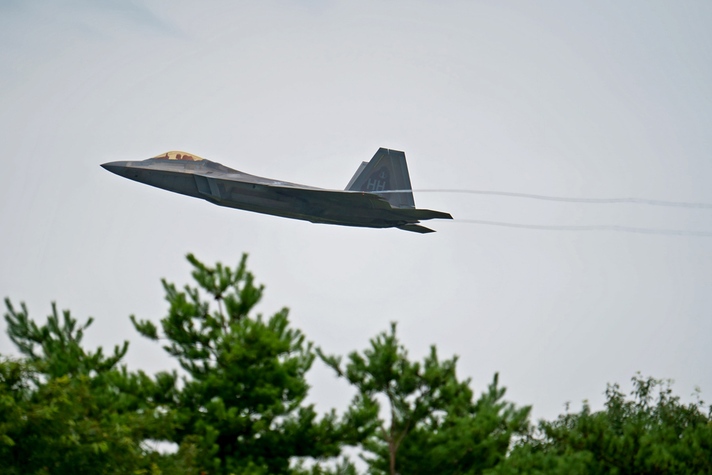 F-22