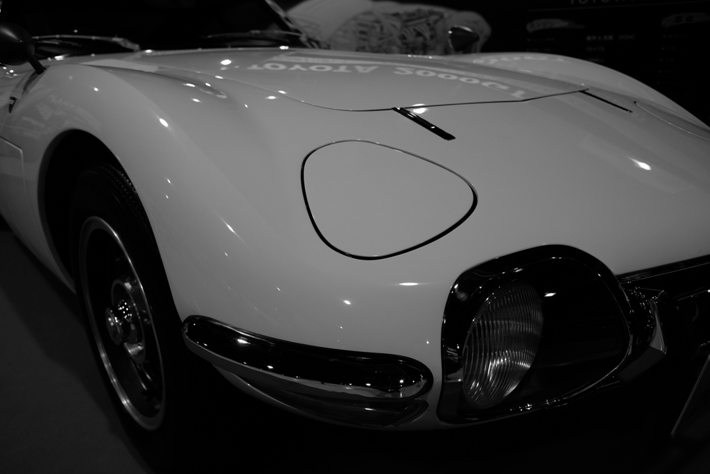 TOYOTA 2000GT 3