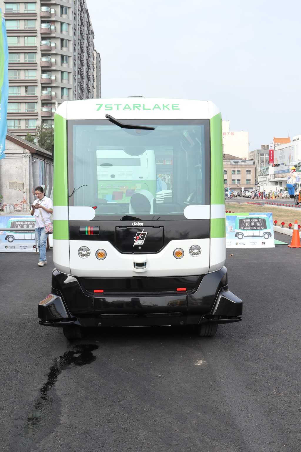 無人自動駕駛巴士