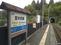 ローカル線の駅