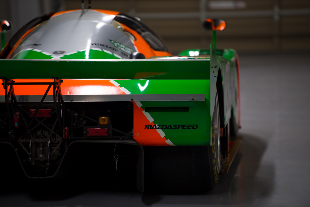 ピットの裏側　MAZDA 787B