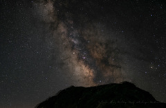 雲が去り広がる銀河、北岳の夜